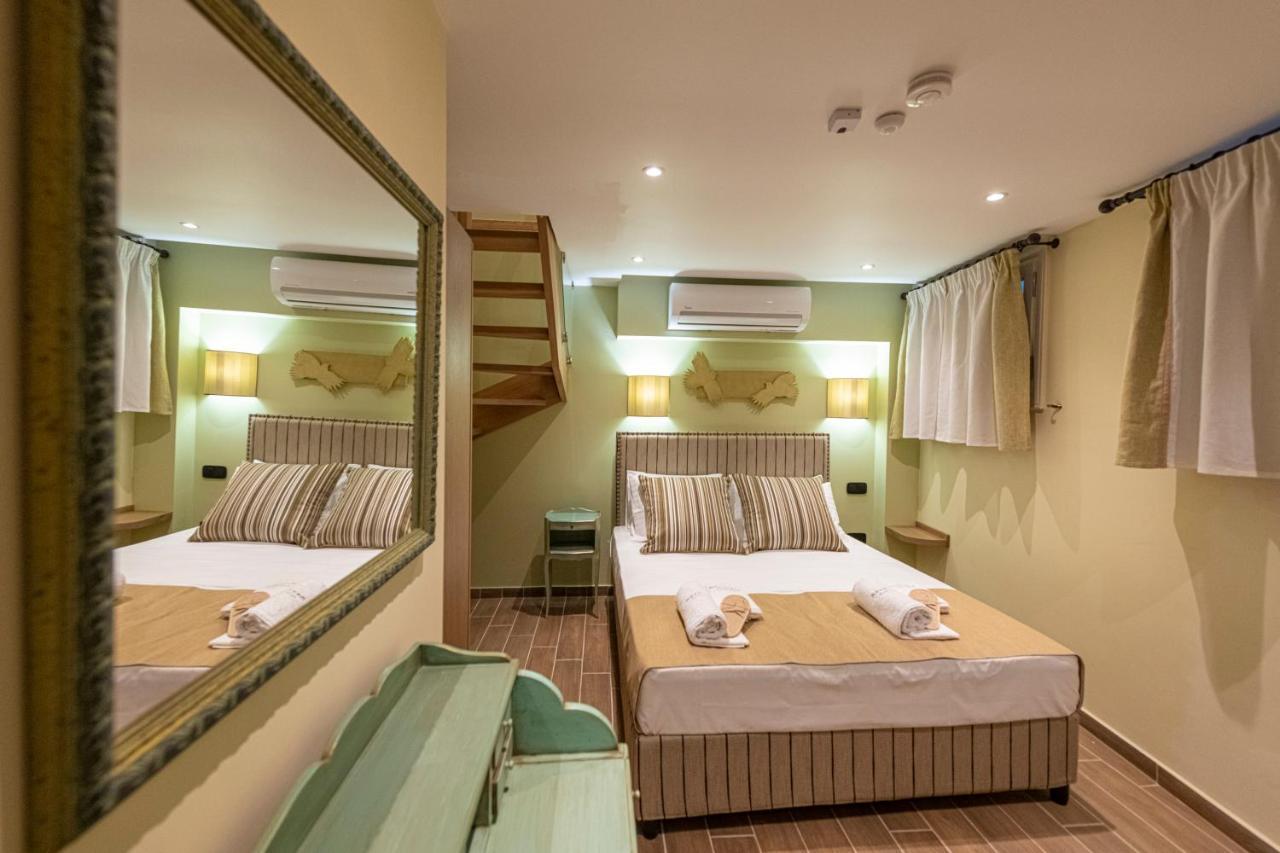 Ipelhome - Plaka Boutique Apartments Athene Buitenkant foto