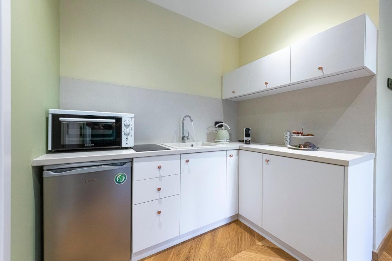 Ipelhome - Plaka Boutique Apartments Athene Buitenkant foto