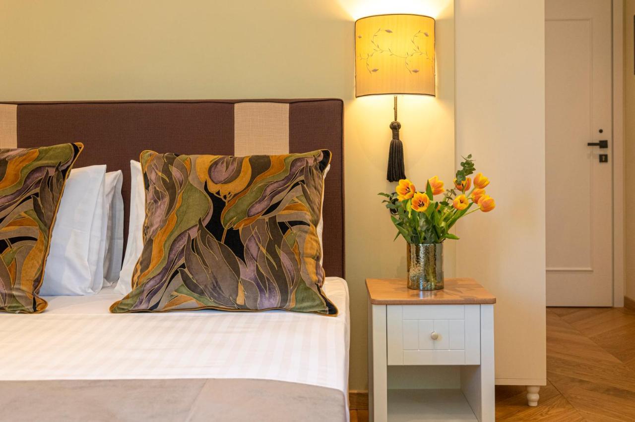 Ipelhome - Plaka Boutique Apartments Athene Buitenkant foto
