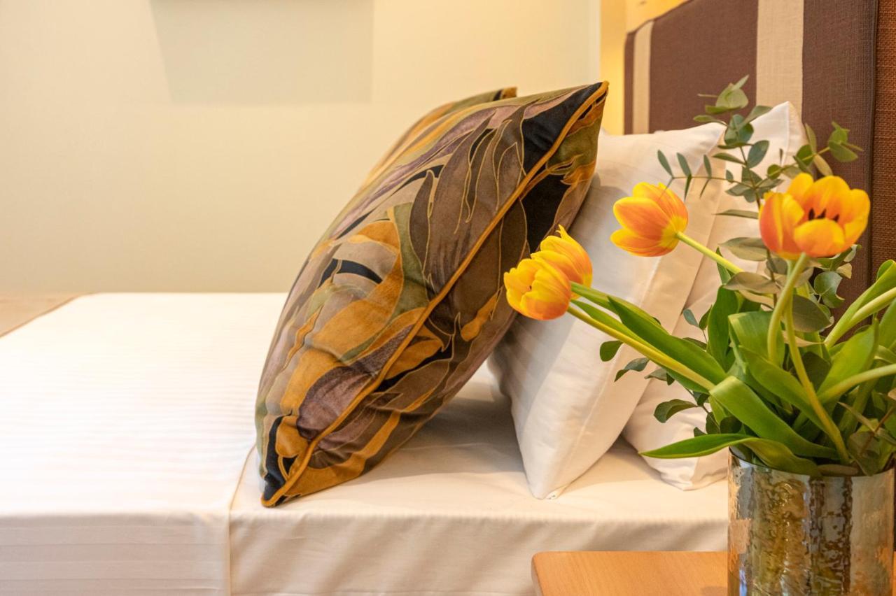 Ipelhome - Plaka Boutique Apartments Athene Buitenkant foto